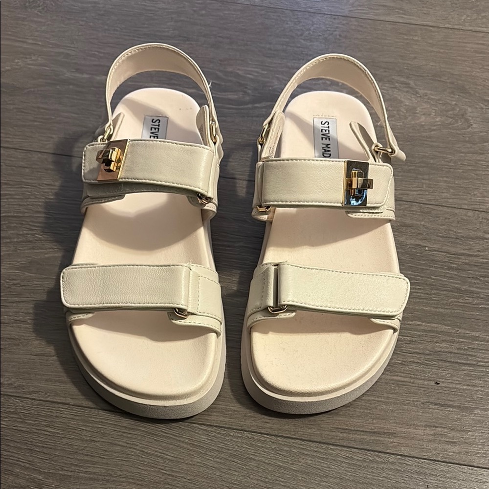 Steve Madden Cream Sandals with Gold Buckle